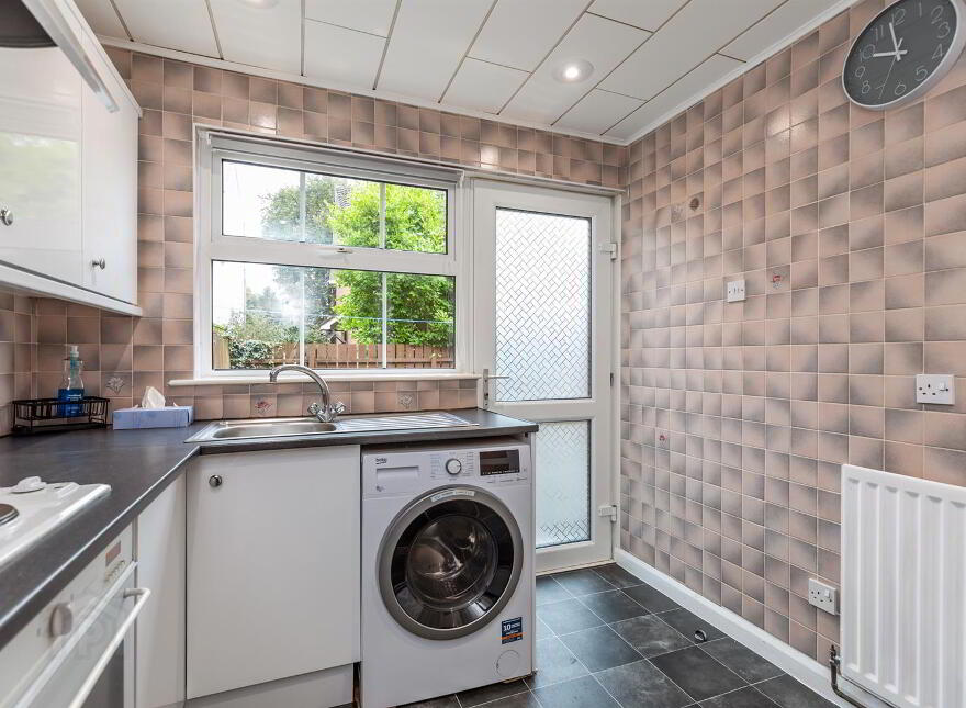 Apt 13, Earls Court, Bethany Street, Belfast, BT4 3FA