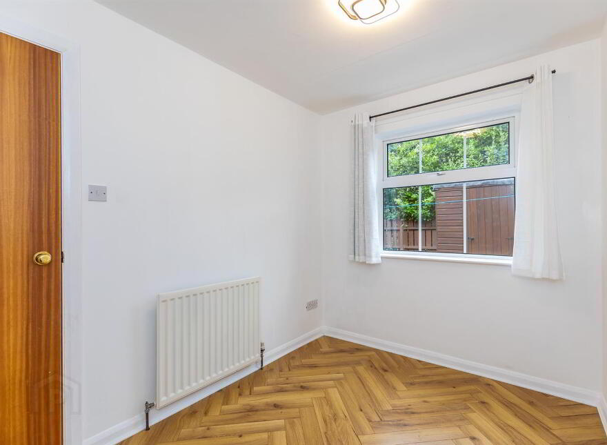 Apt 13, Earls Court, Bethany Street, Belfast, BT4 3FA
