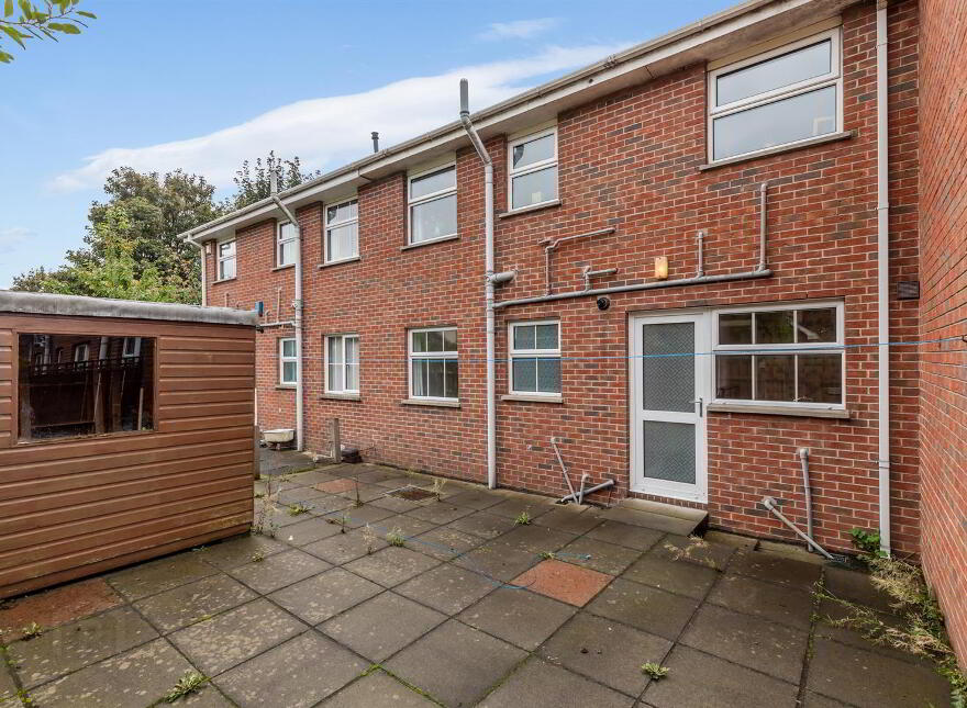 Apt 13, Earls Court, Bethany Street, Belfast, BT4 3FA