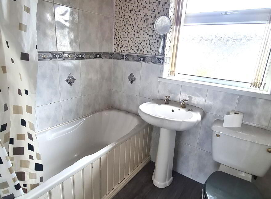 36 Seymour Gardens, Nelson Drive, Waterside, L'Derry, BT47 6ND