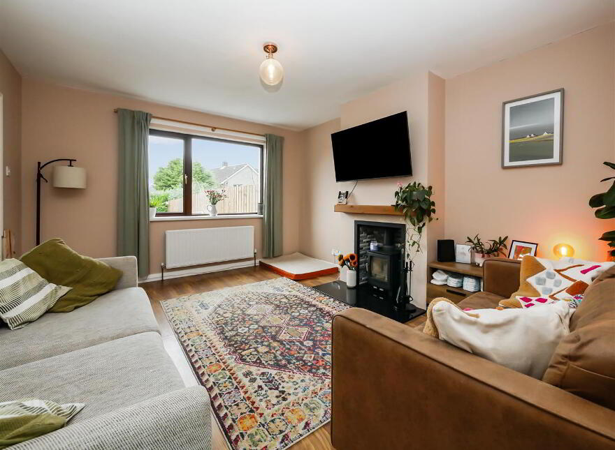4 Castlecoole Park, Belvoir Park, Belfast, BT8 7BE