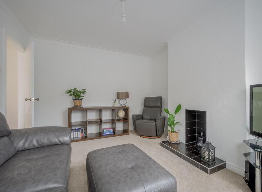 51 Garnerville Park, Belfast, BT4 2NY