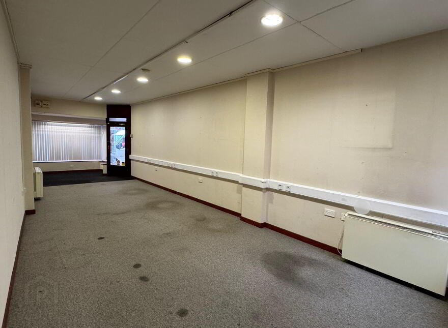 114 Main Street, Larne, BT40 1RG