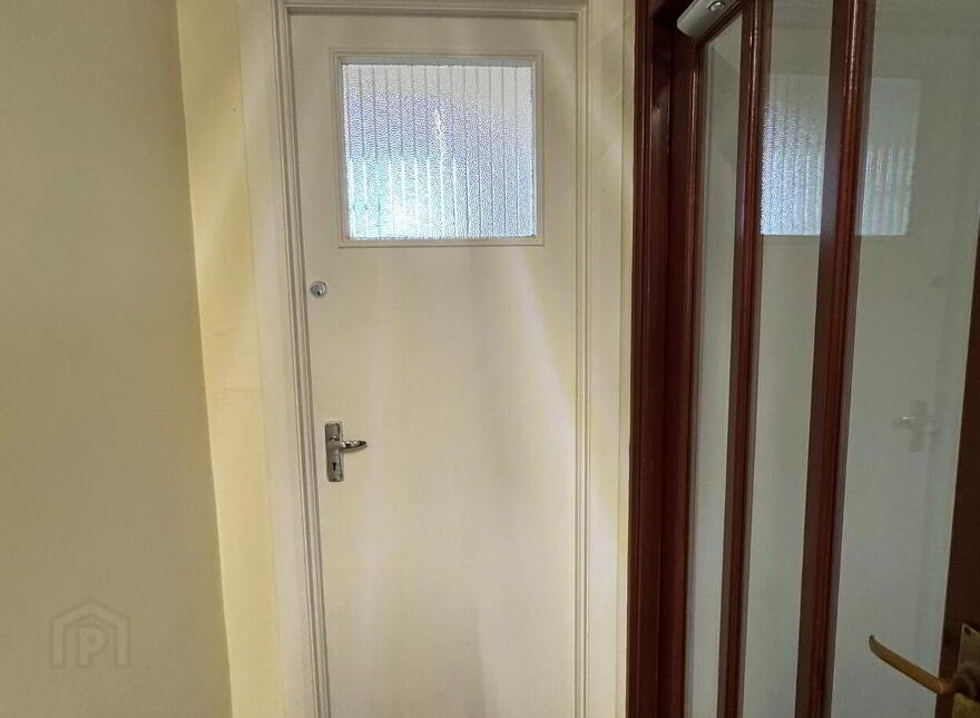 114 Main Street, Larne, BT40 1RG