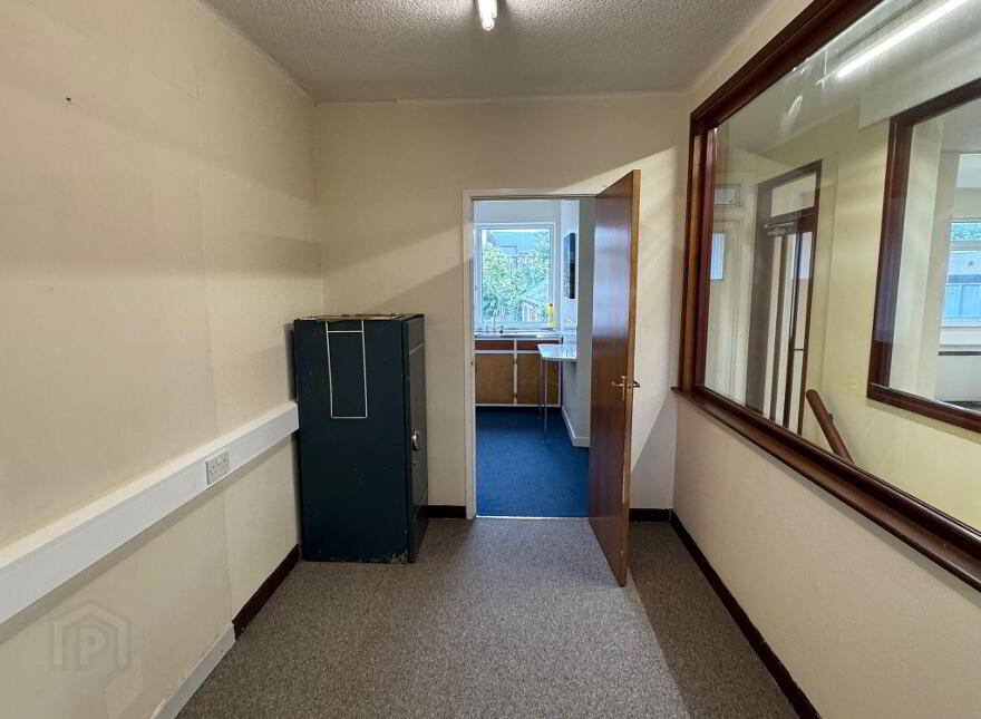 114 Main Street, Larne, BT40 1RG