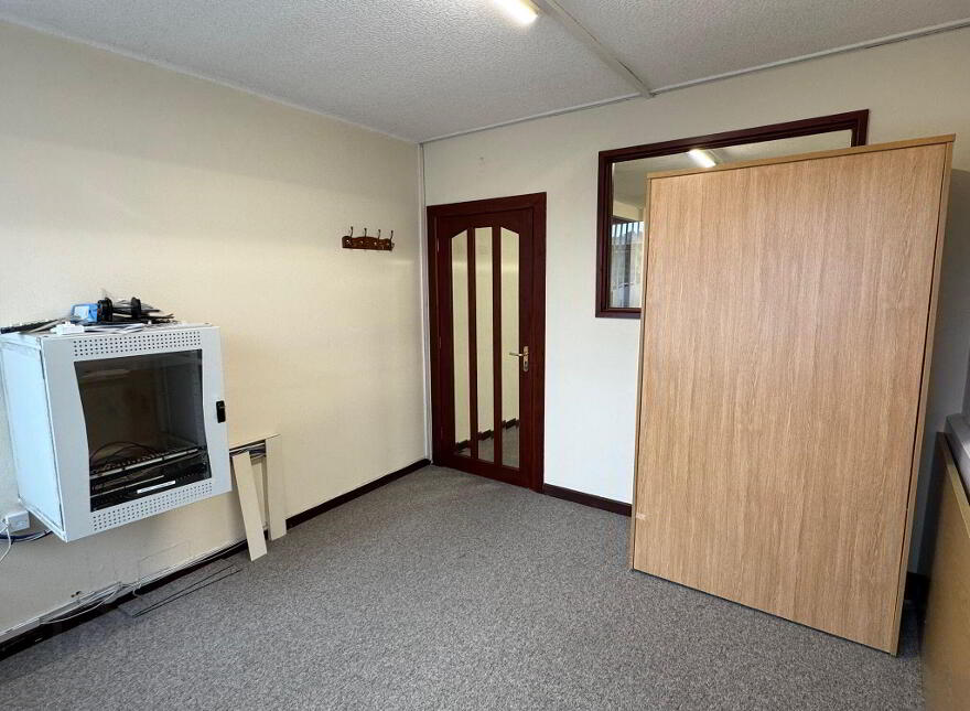 114 Main Street, Larne, BT40 1RG