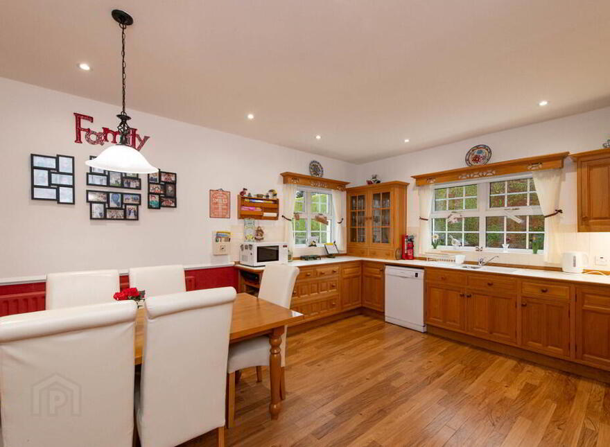 44 Glenkeen Avenue, Jordanstown, Newtownabbey, BT37 0PH