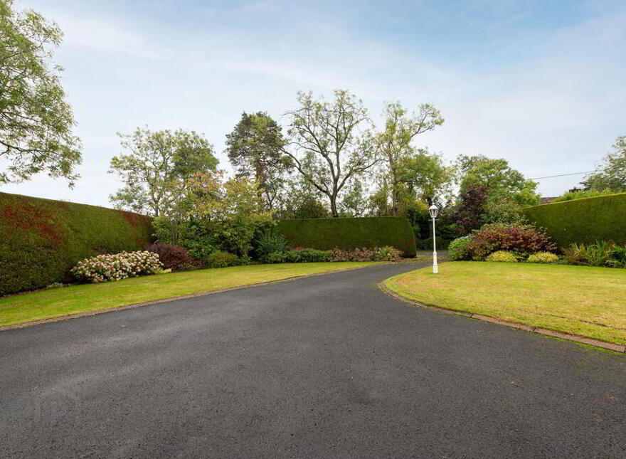 44 Glenkeen Avenue, Jordanstown, Newtownabbey, BT37 0PH