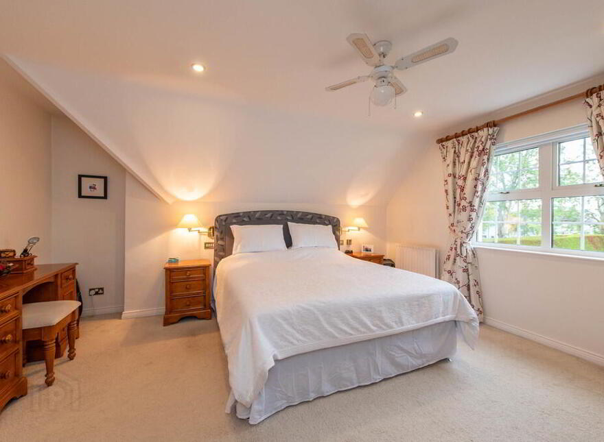44 Glenkeen Avenue, Jordanstown, Newtownabbey, BT37 0PH