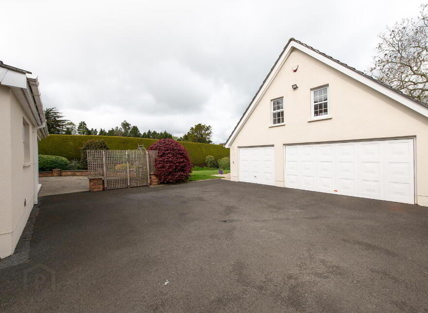 44 Glenkeen Avenue, Jordanstown, Newtownabbey, BT37 0PH
