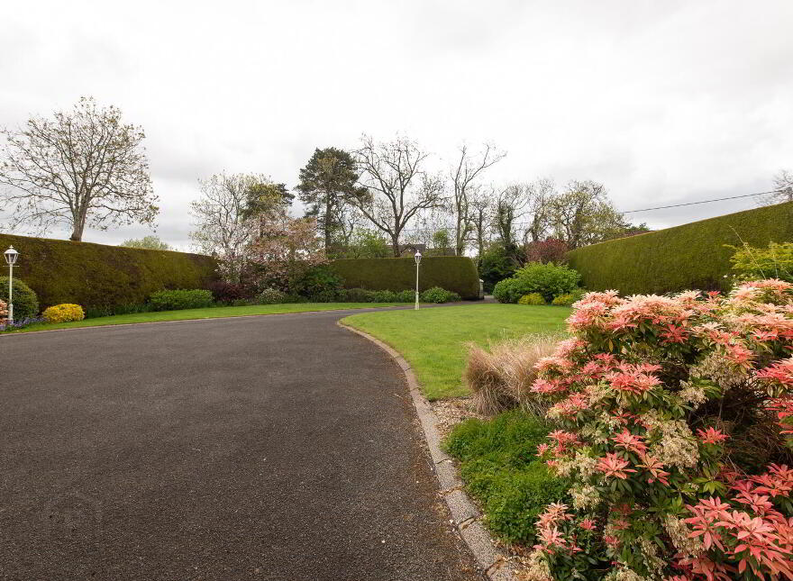 44 Glenkeen Avenue, Jordanstown, Newtownabbey, BT37 0PH