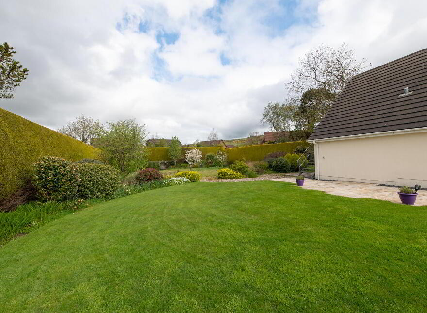 44 Glenkeen Avenue, Jordanstown, Newtownabbey, BT37 0PH