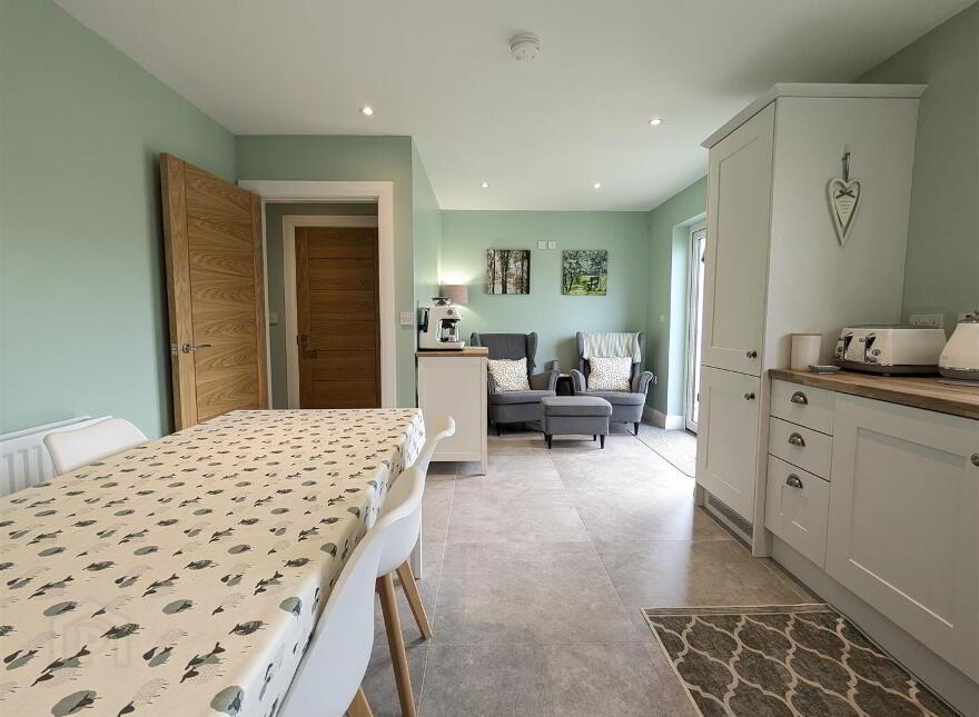 29 Clanbrassil, Newcastle, Down, BT33 0FS