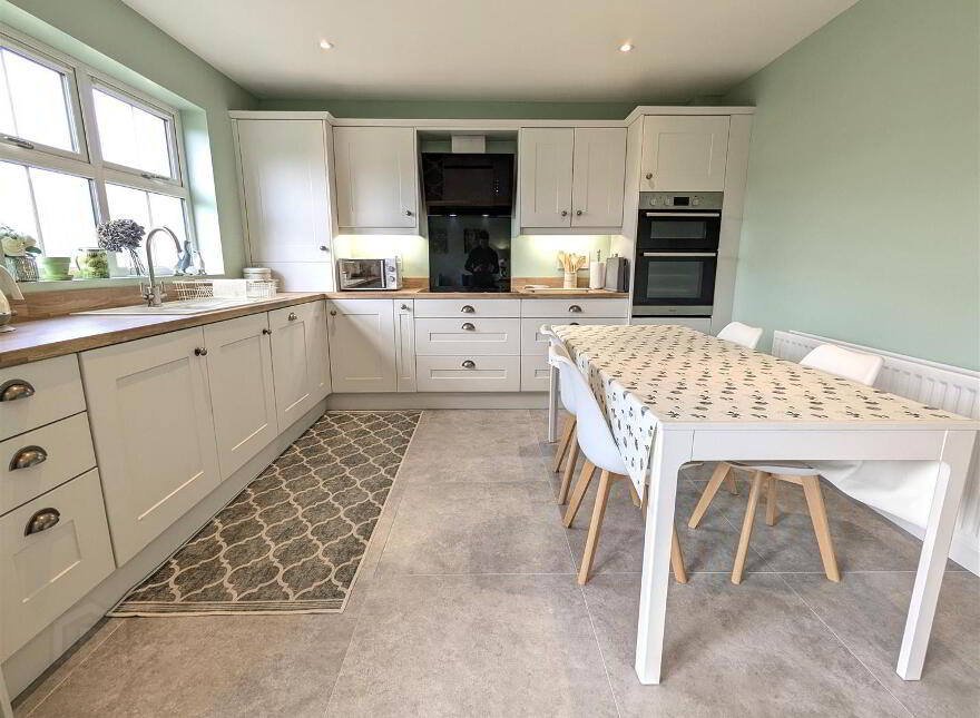 29 Clanbrassil, Newcastle, Down, BT33 0FS