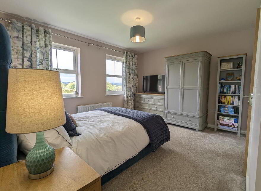 29 Clanbrassil, Newcastle, Down, BT33 0FS