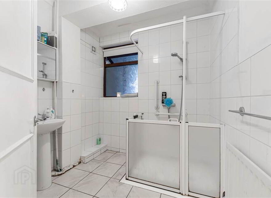 73 Glenbank Drive, Belfast, BT14 8BJ