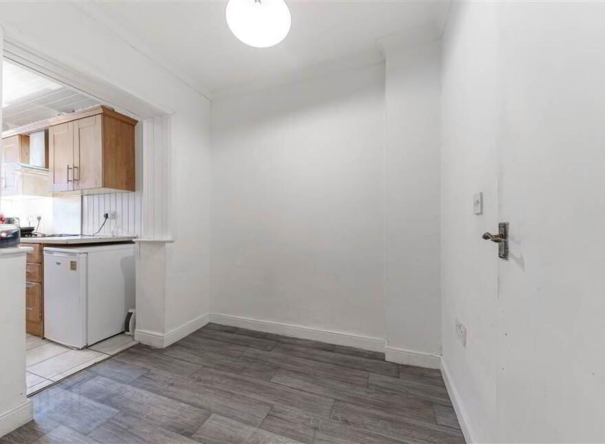 73 Glenbank Drive, Belfast, BT14 8BJ