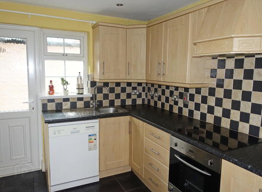 26 Kilmacormick Drive, Enniskillen, BT74 6EP