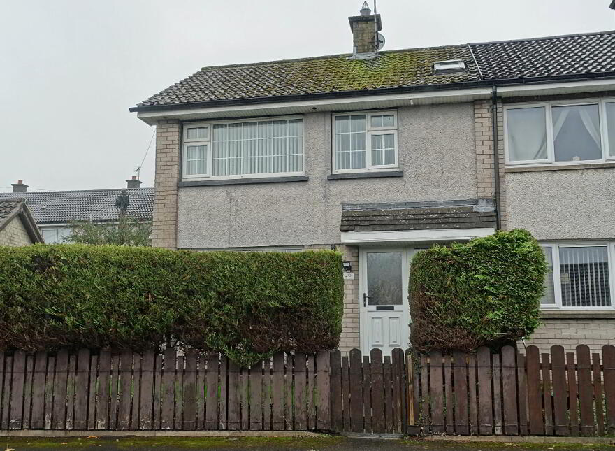 26 Kilmacormick Drive, Enniskillen, BT74 6EP photo