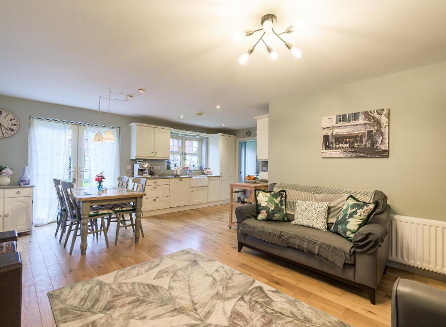 76 Ballynadrone Meadows, Magheralin, BT67 0FY