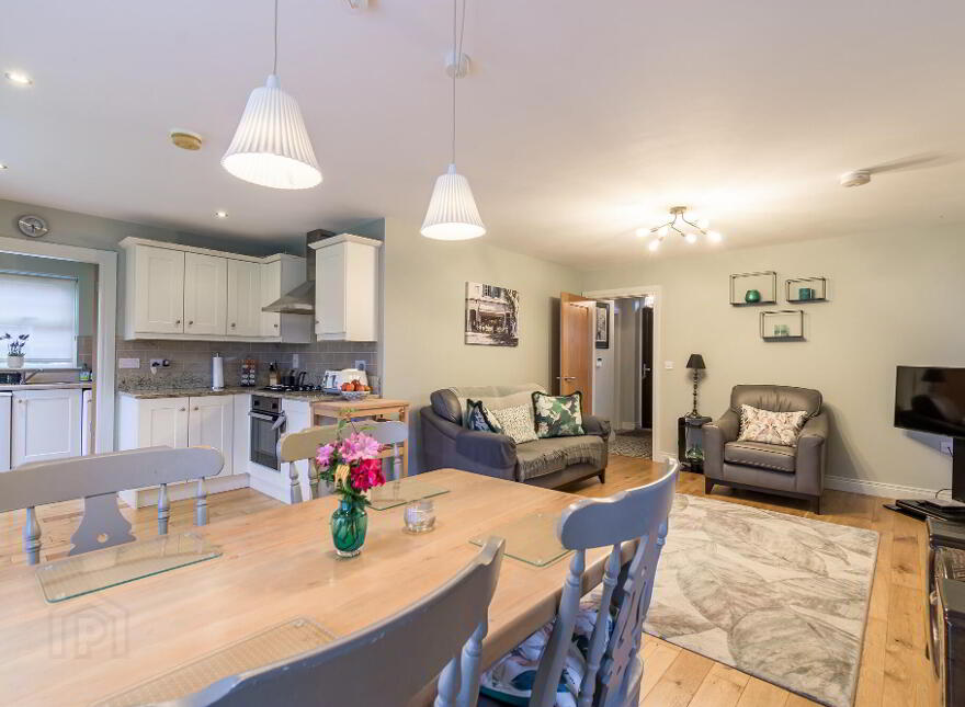 76 Ballynadrone Meadows, Magheralin, BT67 0FY