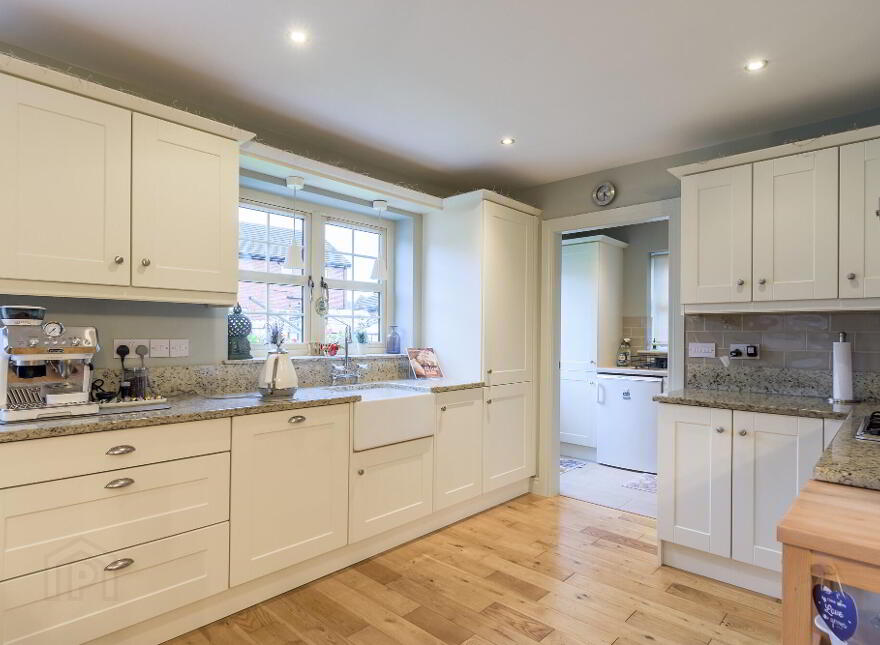 76 Ballynadrone Meadows, Magheralin, BT67 0FY