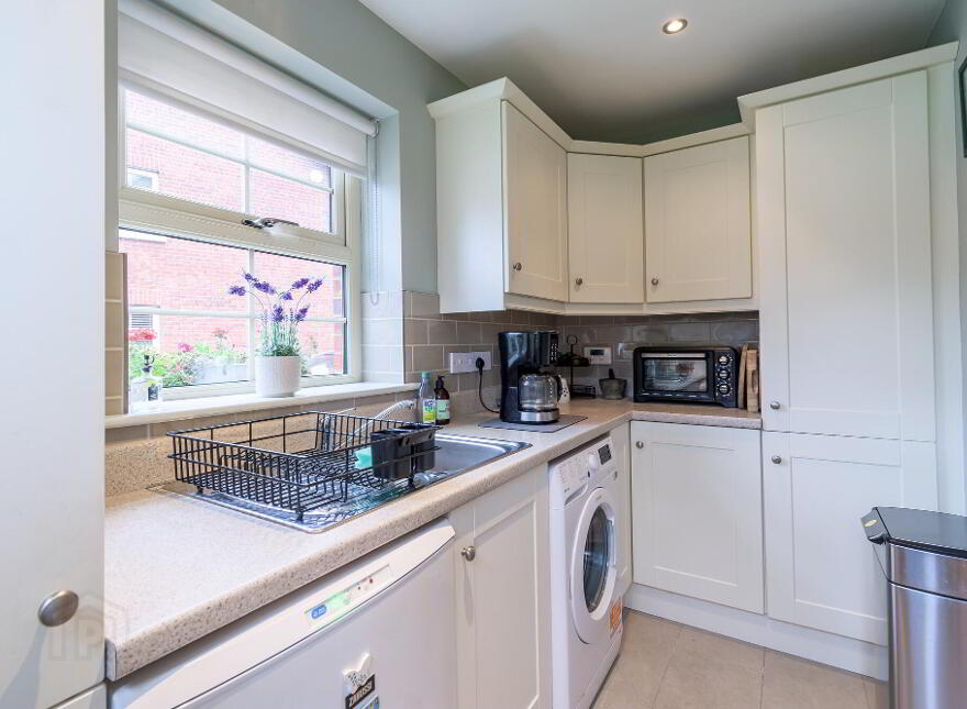 76 Ballynadrone Meadows, Magheralin, BT67 0FY