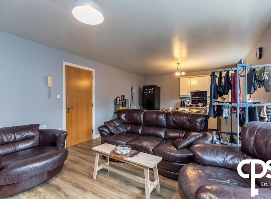 5b Heath Lodge Avenue, Belfast, BT13 3WH