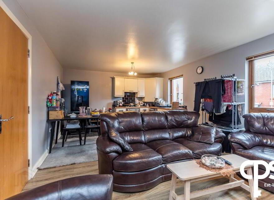 5b Heath Lodge Avenue, Belfast, BT13 3WH