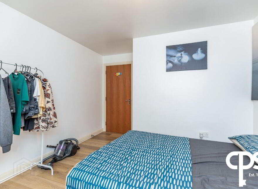 5b Heath Lodge Avenue, Belfast, BT13 3WH