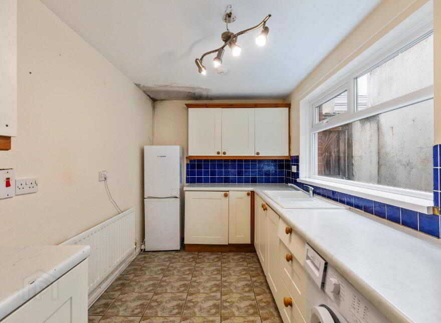 12 Batley Street, Belfast, BT5 5BW