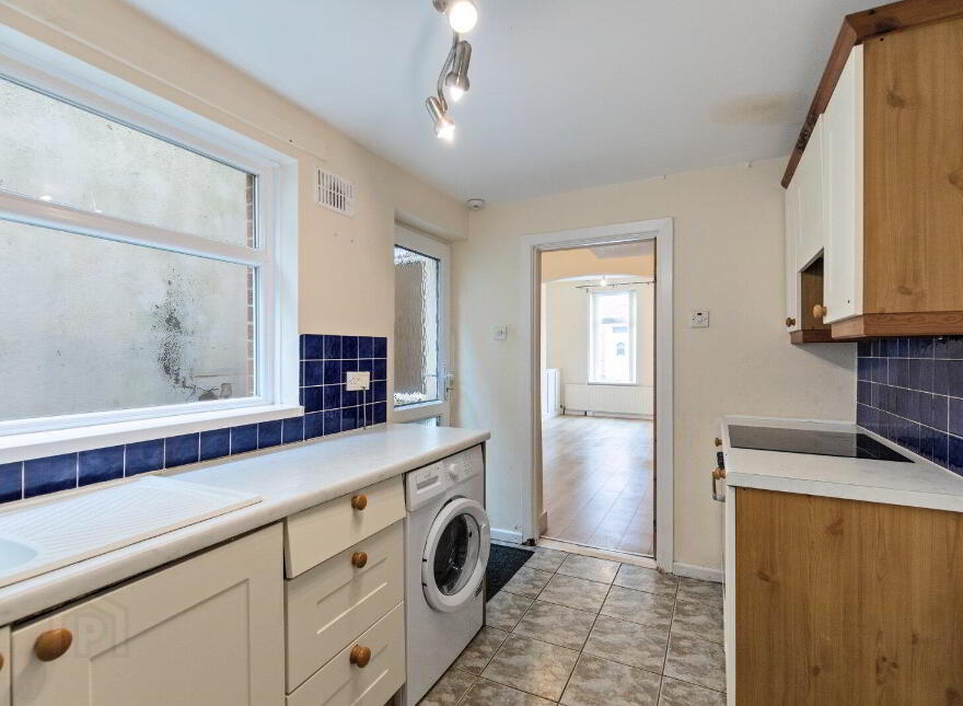 12 Batley Street, Belfast, BT5 5BW