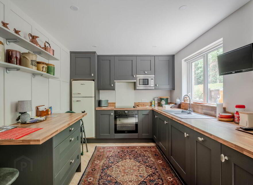 1 Woodlands Court, Belfast, BT4 3PH