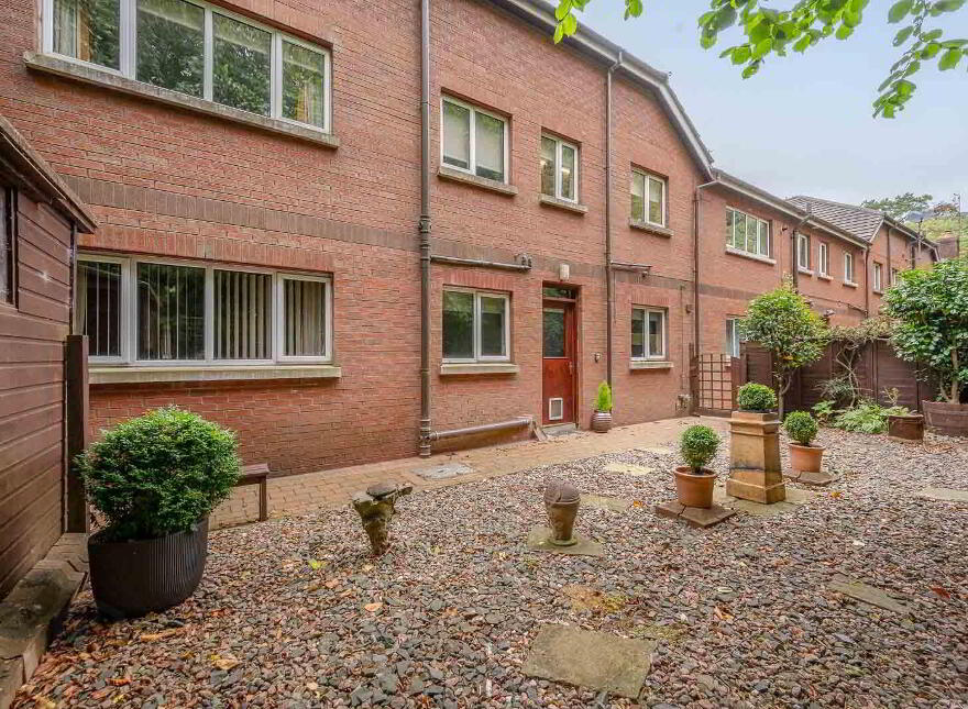 1 Woodlands Court, Belfast, BT4 3PH
