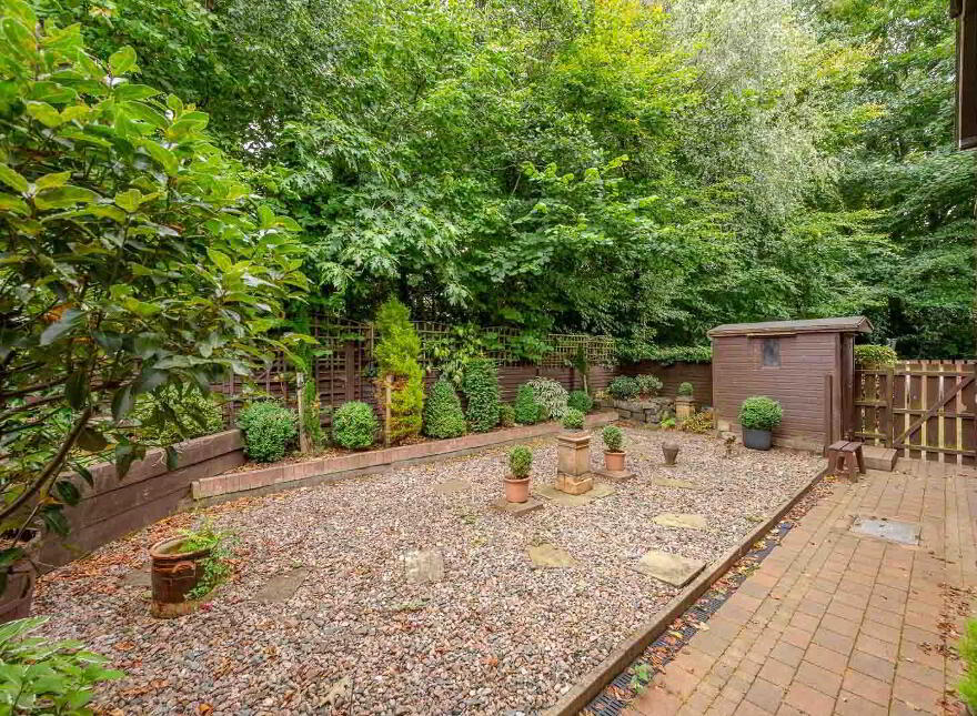 1 Woodlands Court, Belfast, BT4 3PH
