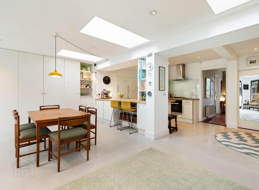 87 St. Fintan`s Park, Blackrock, Dublin, A94C628