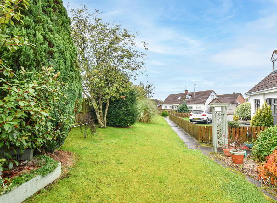 46 Oaklands, Antrim, BT41 1LS