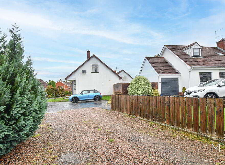 46 Oaklands, Antrim, BT41 1LS