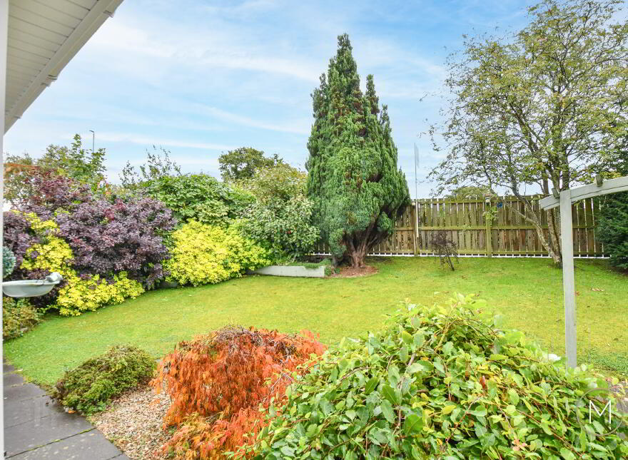 46 Oaklands, Antrim, BT41 1LS