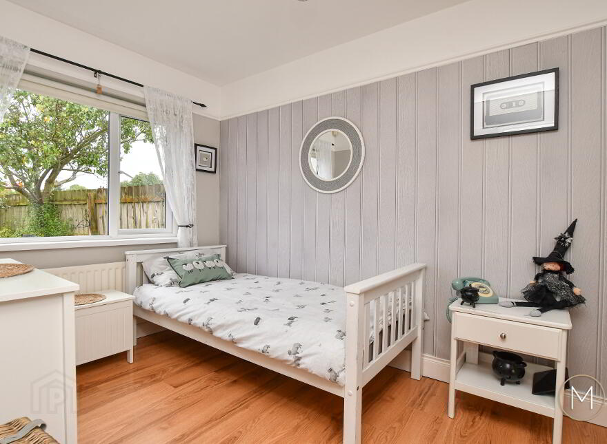 46 Oaklands, Antrim, BT41 1LS