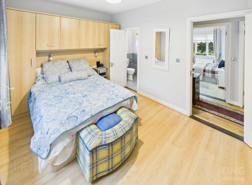 10 Parkers Hill, Walsh Island, R35V578