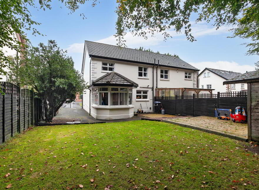 10 Rogan Manor, Newtownabbey, BT36 4BB