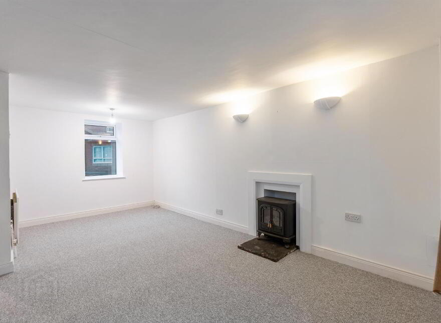 35 Bridge Street, Comber, Newtownards, BT23 5AT
