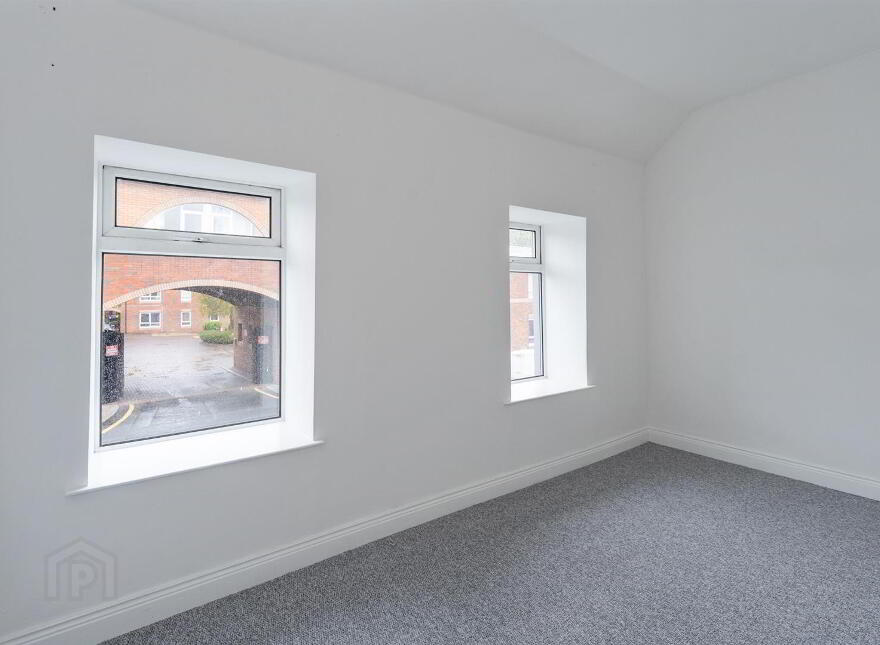 35 Bridge Street, Comber, Newtownards, BT23 5AT