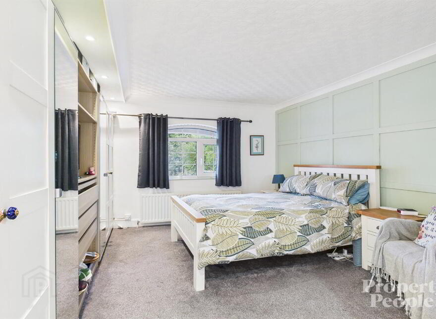 69 Kesh Road, Maze, Lisburn, BT27 5RR