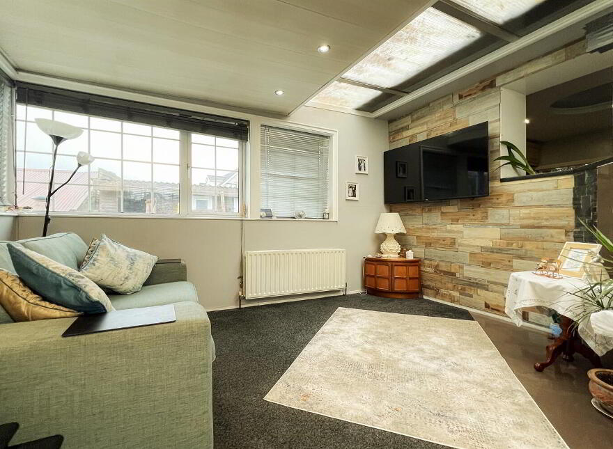 69 Kesh Road, Maze, Lisburn, BT27 5RR