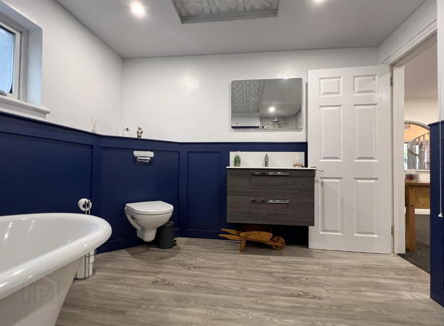 69 Kesh Road, Maze, Lisburn, BT27 5RR