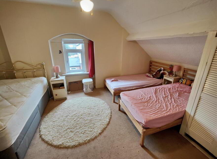30 Old Cavehill Road, Belfast, BT15 5GT