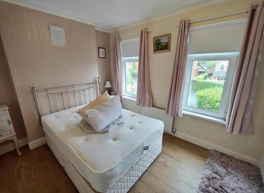 30 Old Cavehill Road, Belfast, BT15 5GT