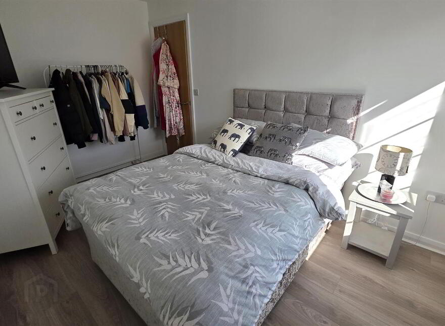 10 Bedford Meadows, Antrim, BT41 1AE